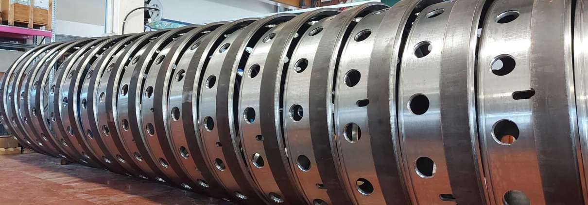 Tubi di manovra per perforazione – Produzione Ciancaleoni Tubi di manovra e accessori per macchine da perforazione e fondazioni speciali
